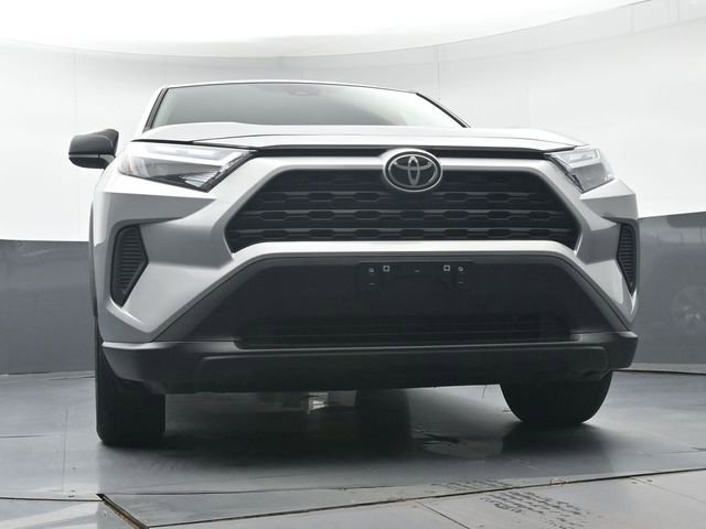Used 2023 Toyota RAV4 LE image 34