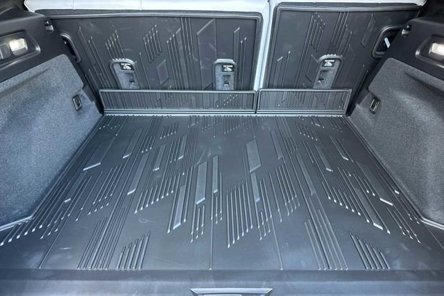 New 2026 Cadillac Lyriq Premium Sport image 15