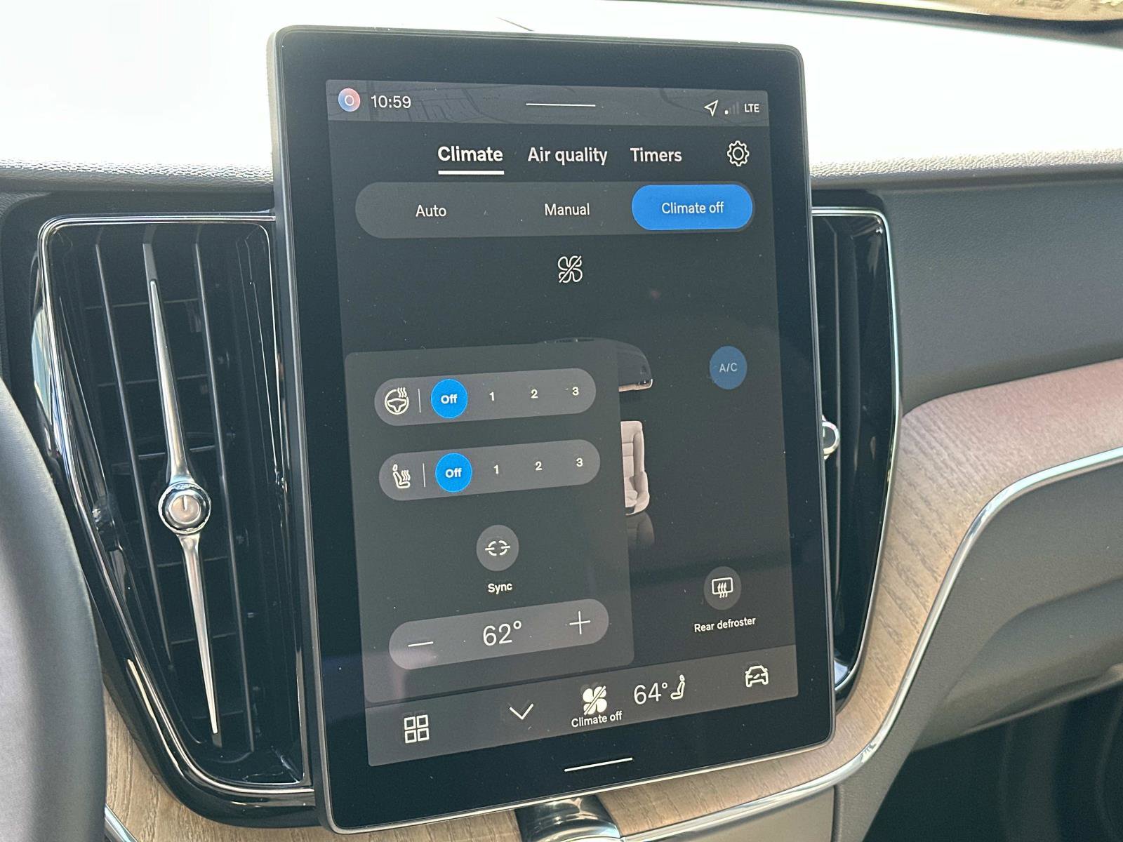 Certified 2026 Volvo XC60 B5 Plus w/ Climate Package image 12