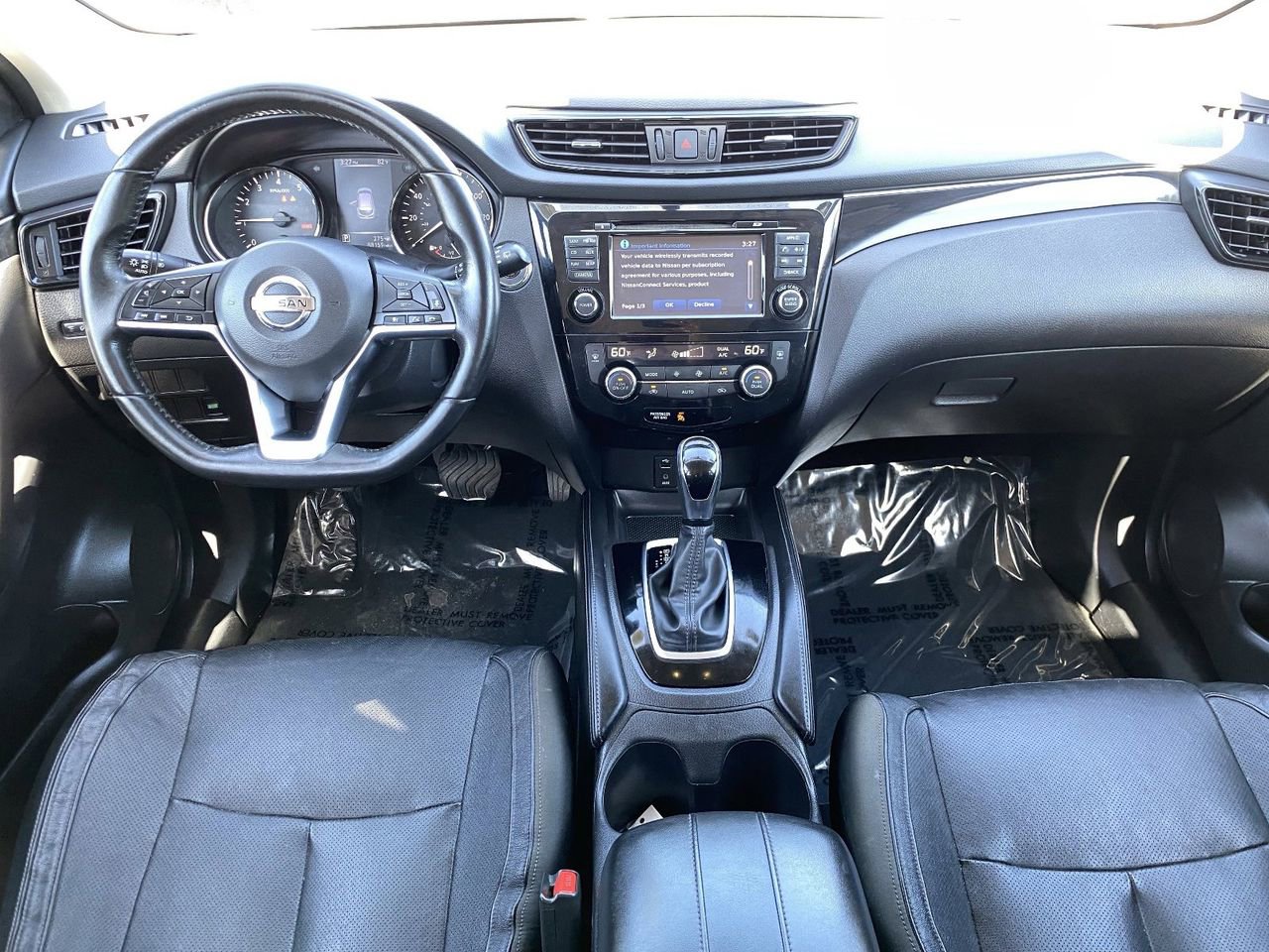 Certified 2018 Nissan Rogue Sport SL FWD image 17