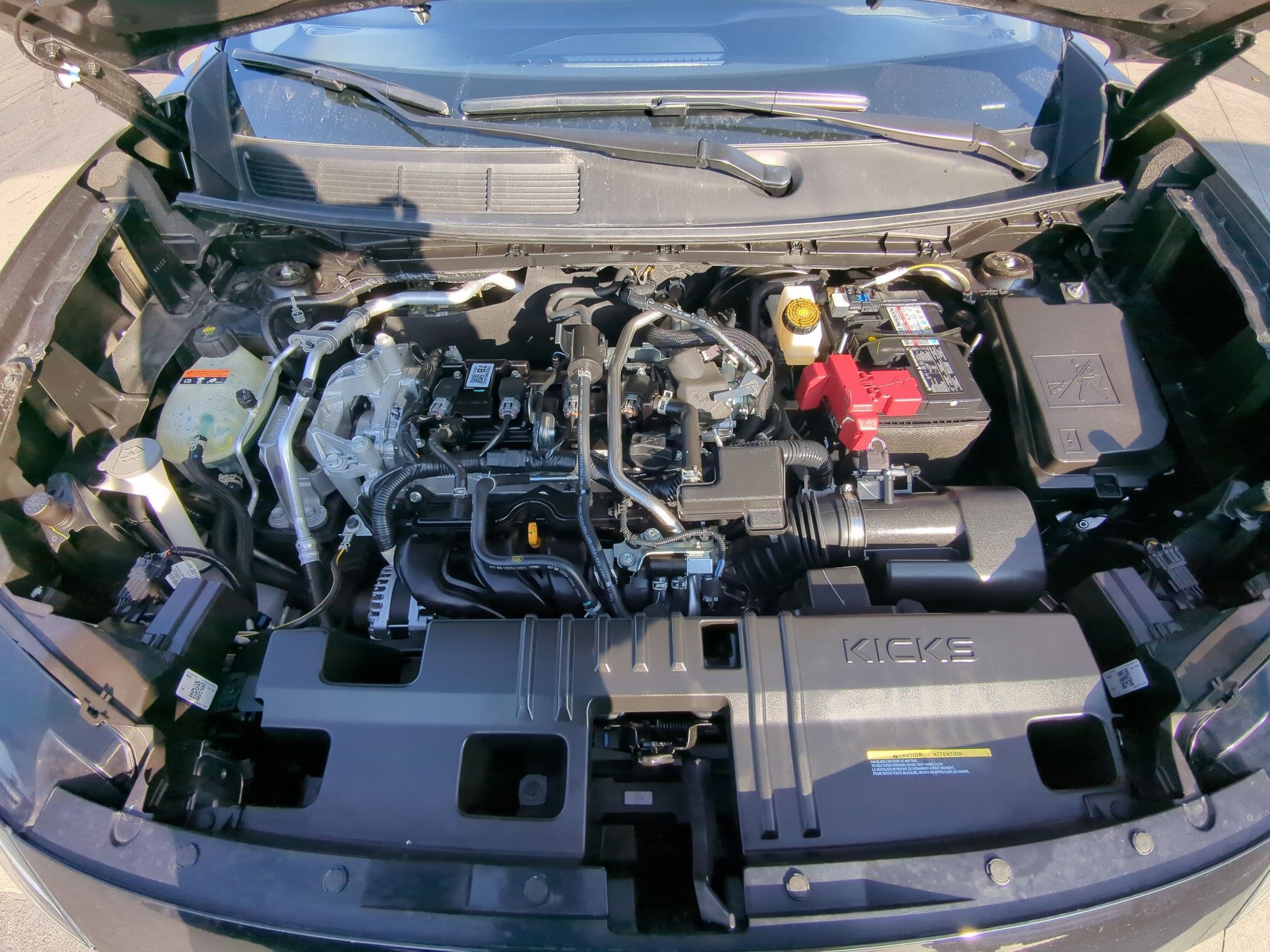 Used 2025 Nissan Kicks SR image 34