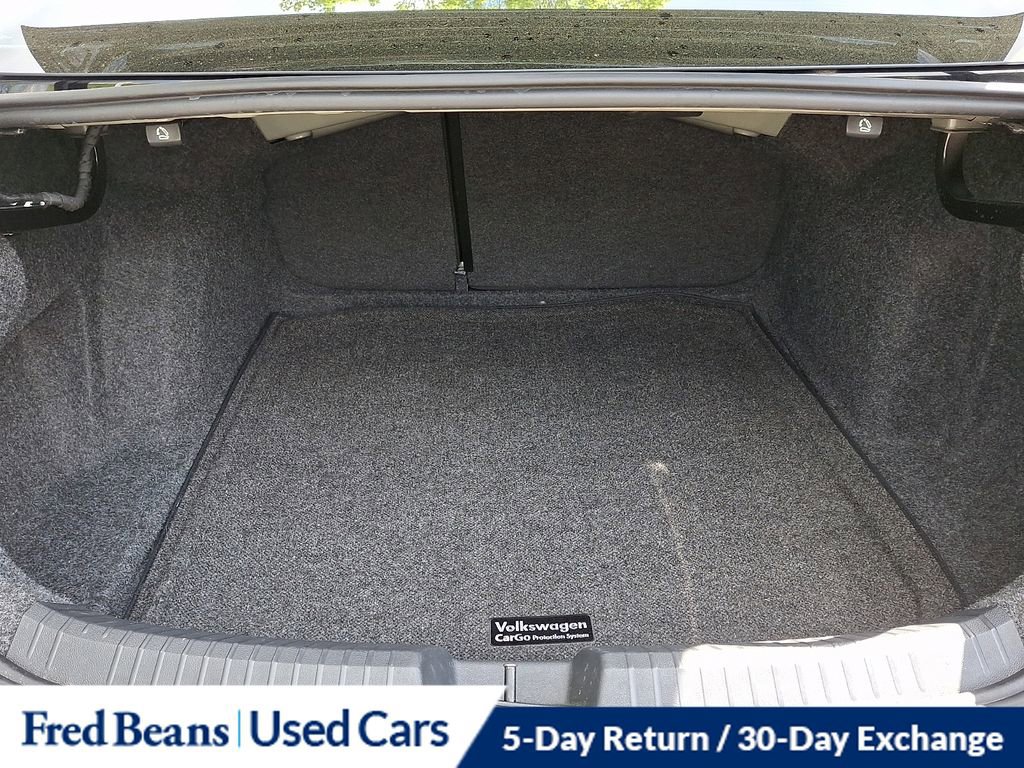 Used 2019 Volkswagen Jetta SE w/ Cold Weather Package image 30