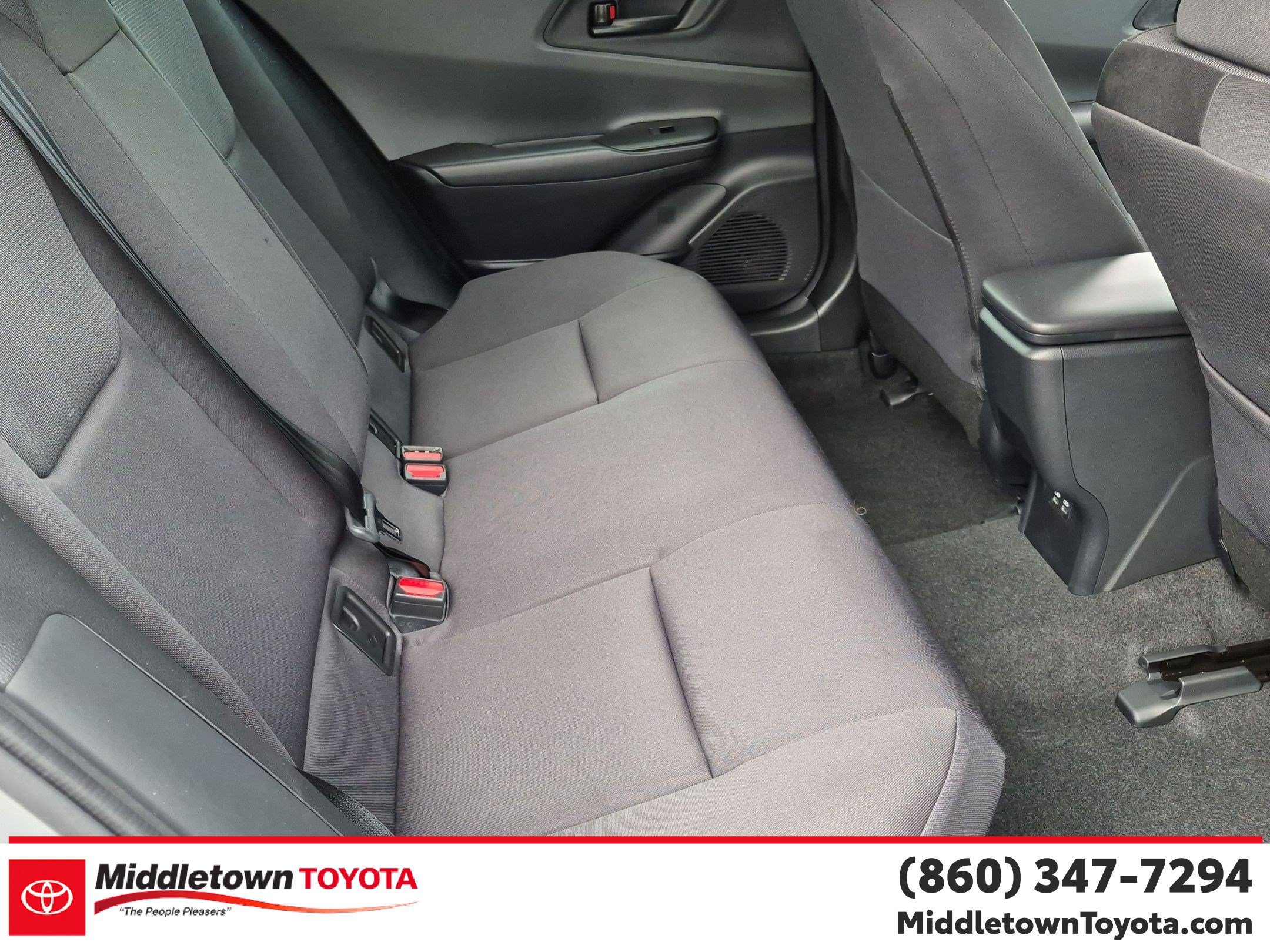 Used 2023 Toyota Prius LE FWD image 33