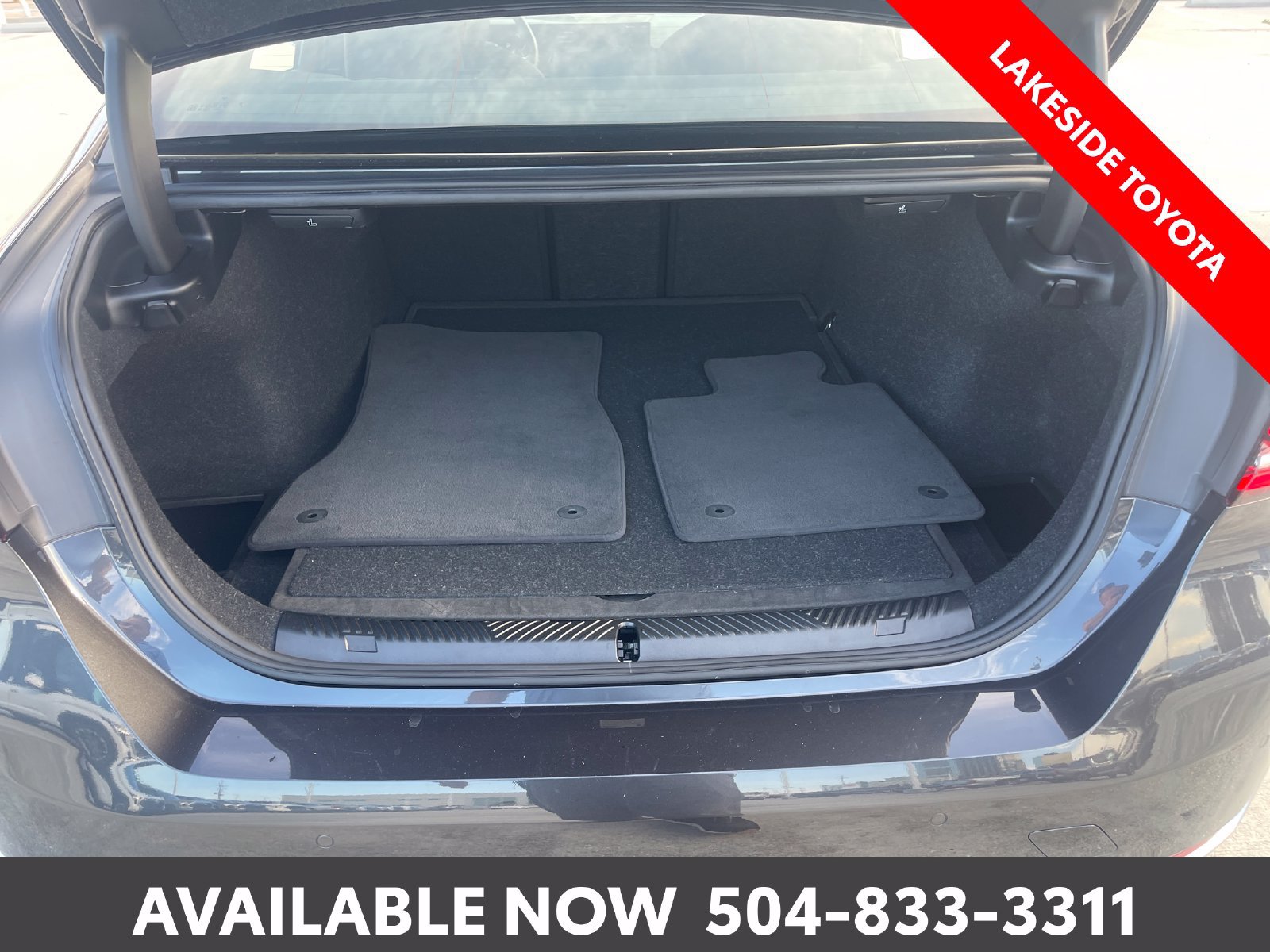 Used 2024 BMW 530i xDrive w/ Premium Package AWD/4WD image 21