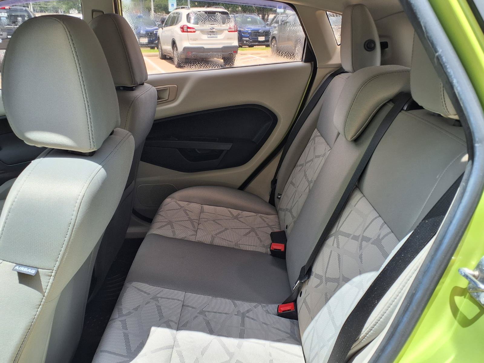 Used 2012 Ford Fiesta SE FWD image 14