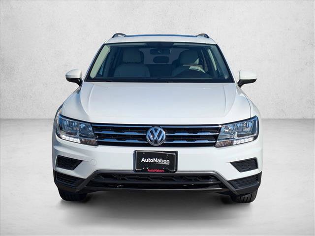 Used 2020 Volkswagen Tiguan SE w/ Panoramic Sunroof Package image 2