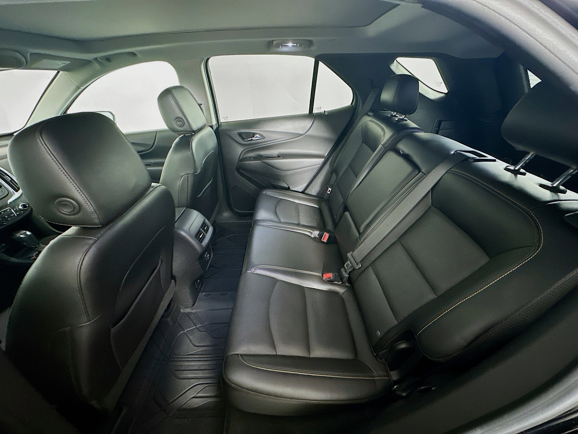 Used 2021 Chevrolet Equinox LT image 29