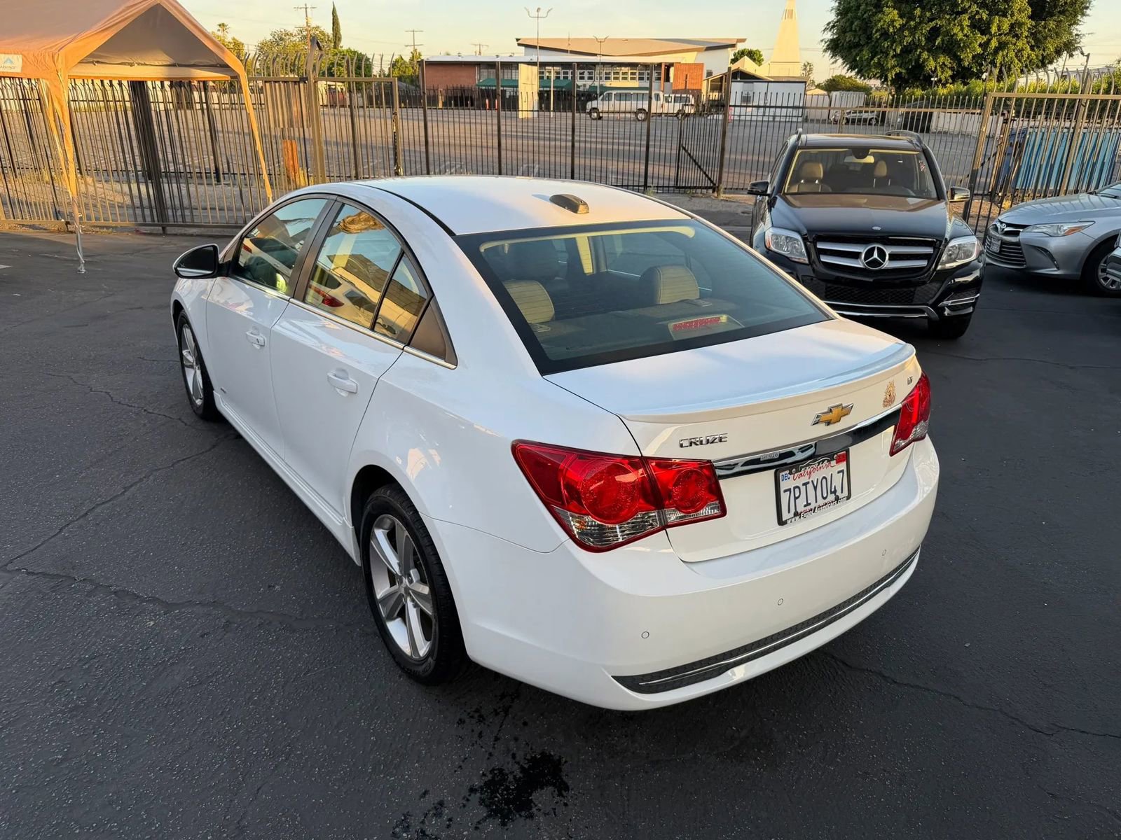 Used 2016 Chevrolet Cruze LT w/ Enhanced Safety Package FWD image 19