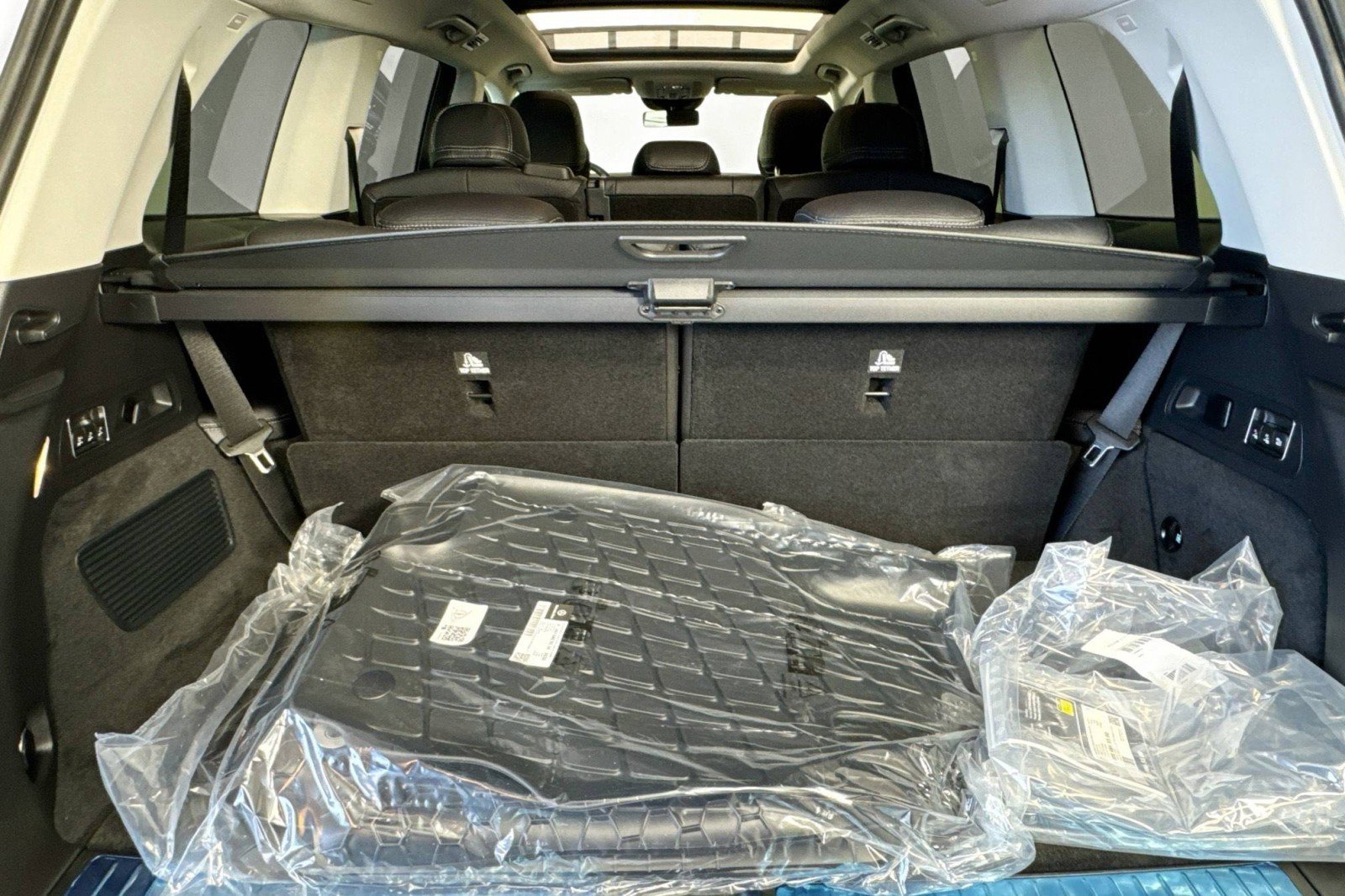 New 2026 Mercedes-Benz GLS 450 4MATIC image 24