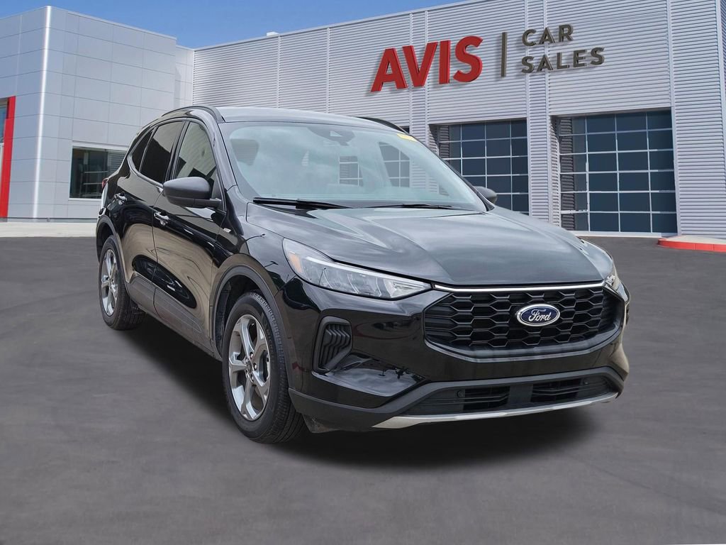 Used 2025 Ford Escape ST-Line FWD image 9