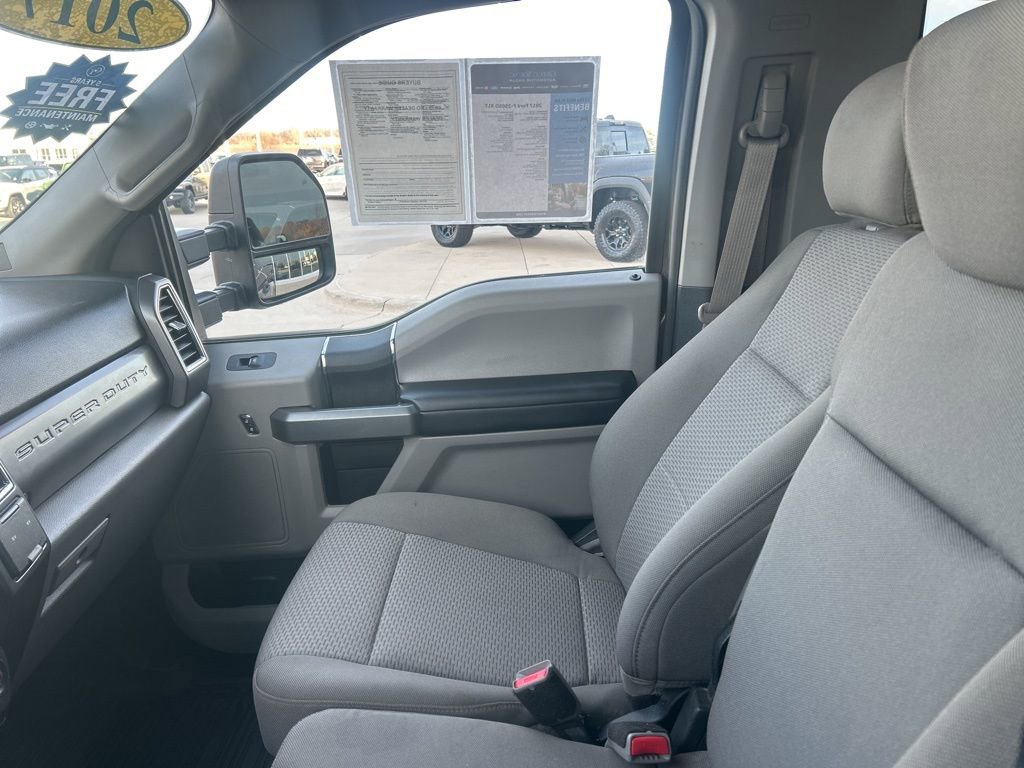 Used 2017 Ford F350 XLT image 16