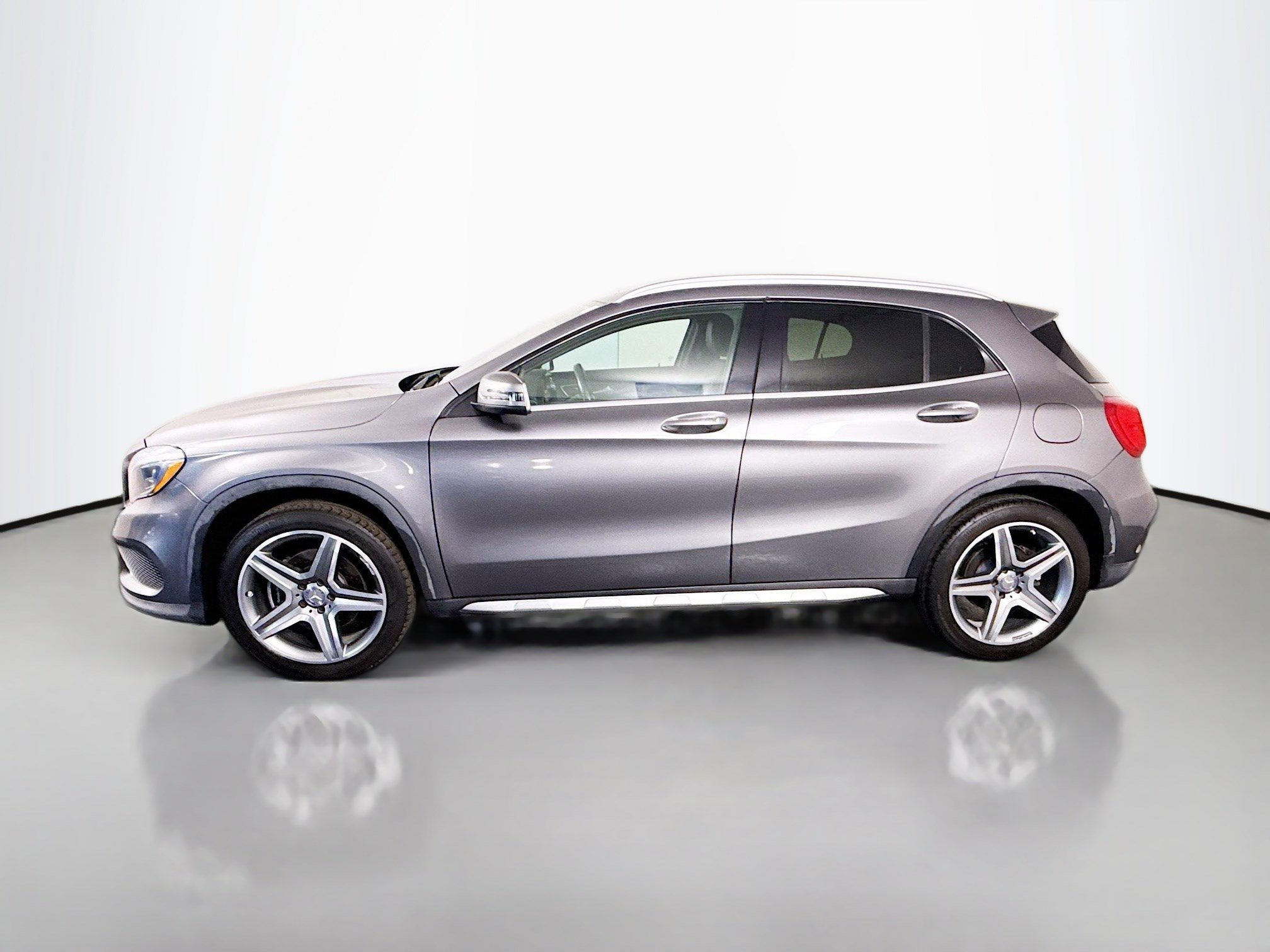 Used 2015 Mercedes-Benz GLA 250 image 6