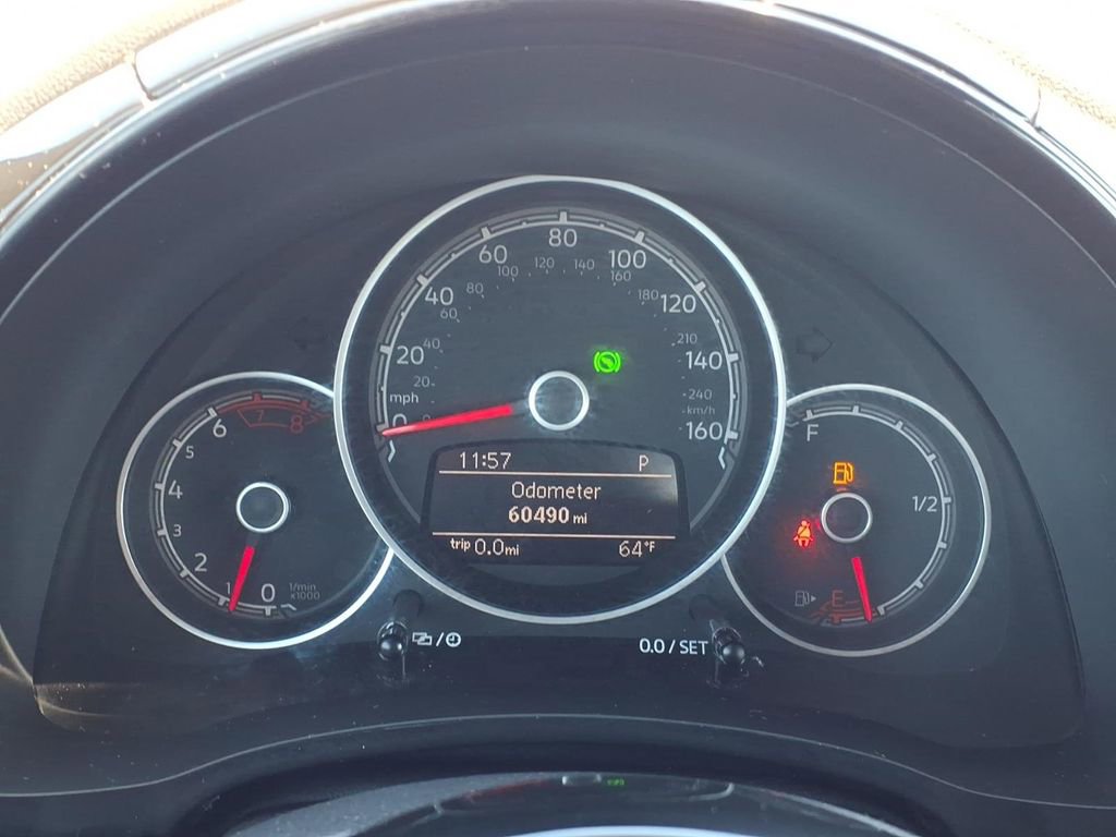 Used 2018 Volkswagen Beetle 2.0T S w/ Style & Comfort Package For S FWD image 24