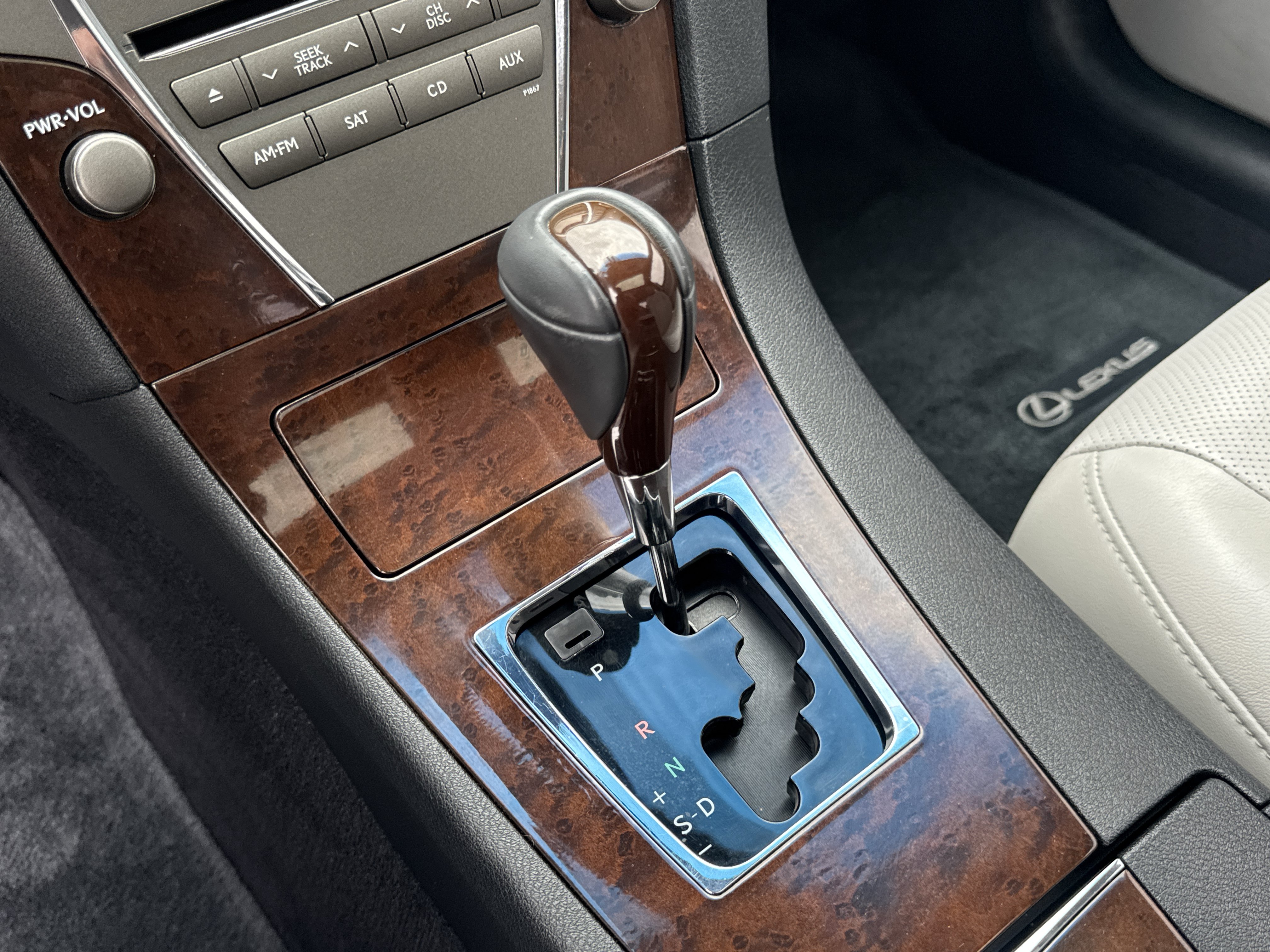 Used 2011 Lexus ES 350 FWD image 16