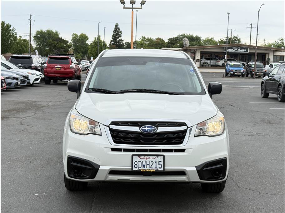 Used 2018 Subaru Forester 2.5i AWD/4WD image 3