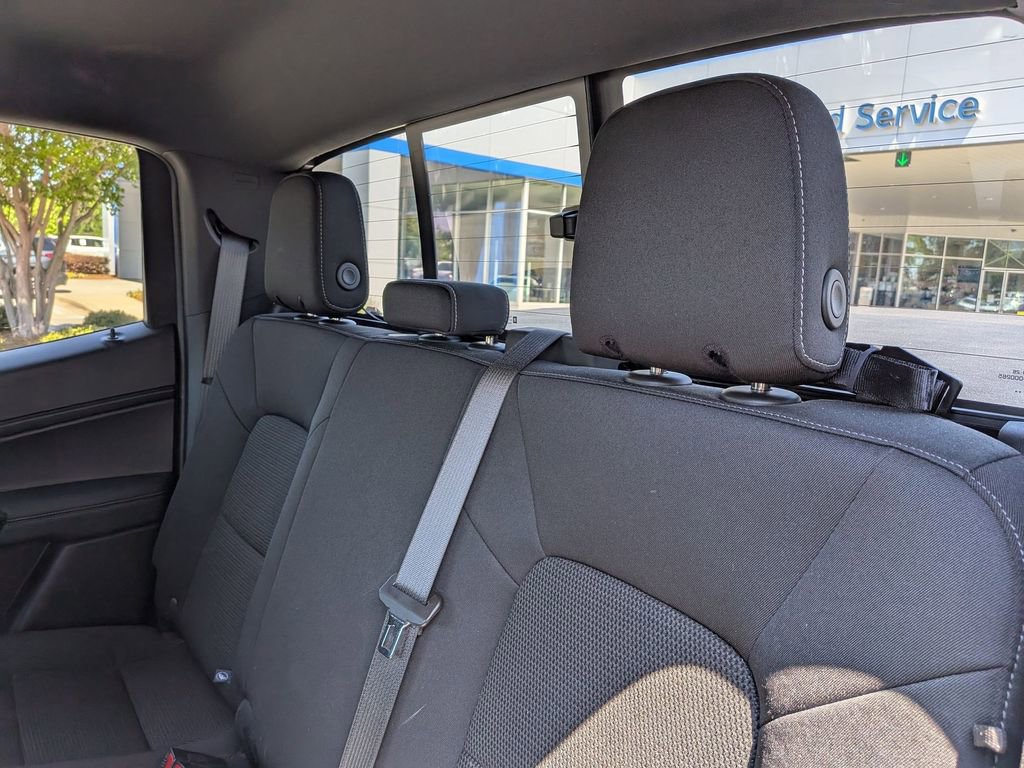 Used 2024 Chevrolet Colorado LT w/ LT Convenience Package II image 28