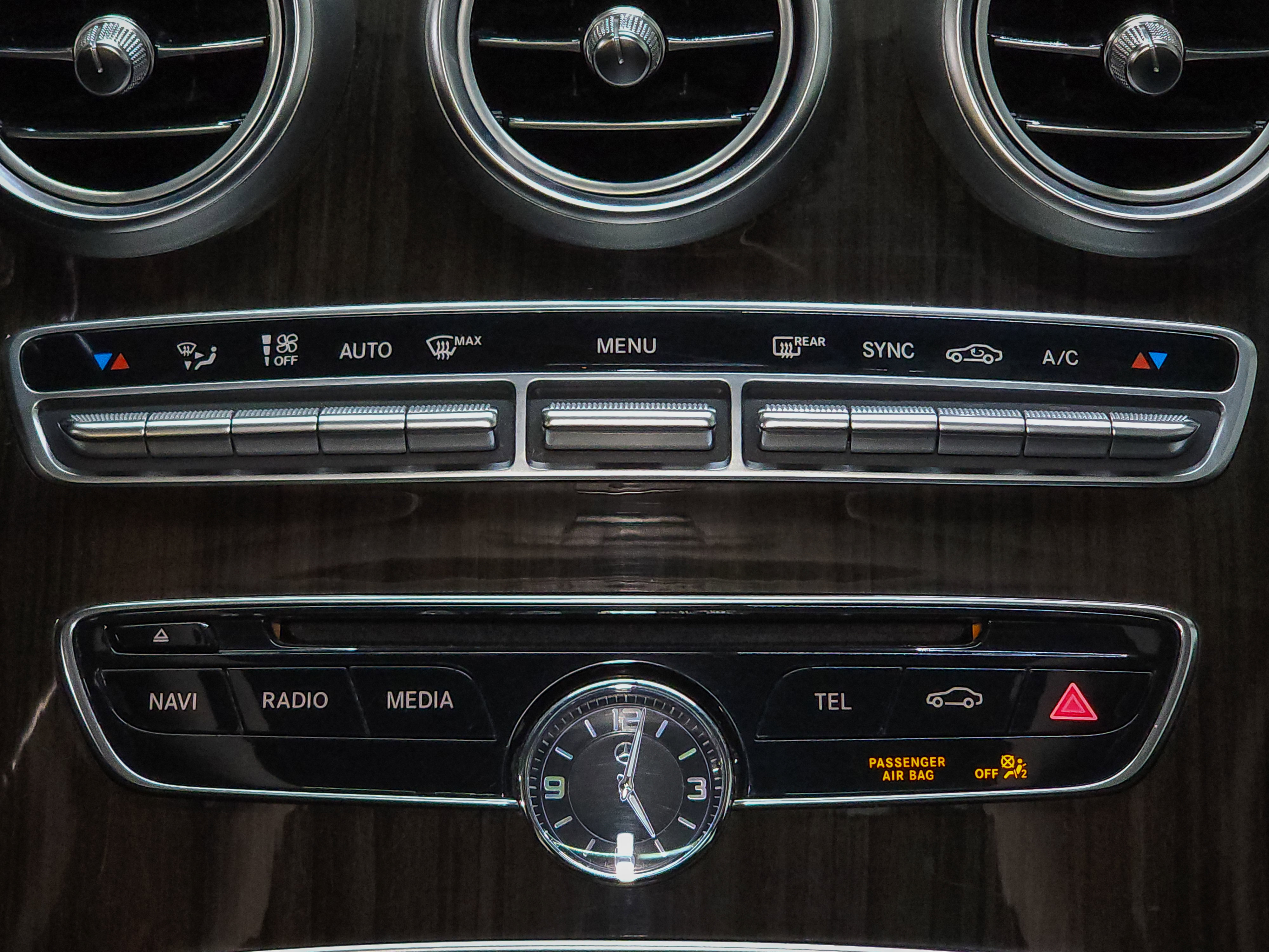 Used 2015 Mercedes-Benz C 300 4MATIC Sedan image 35