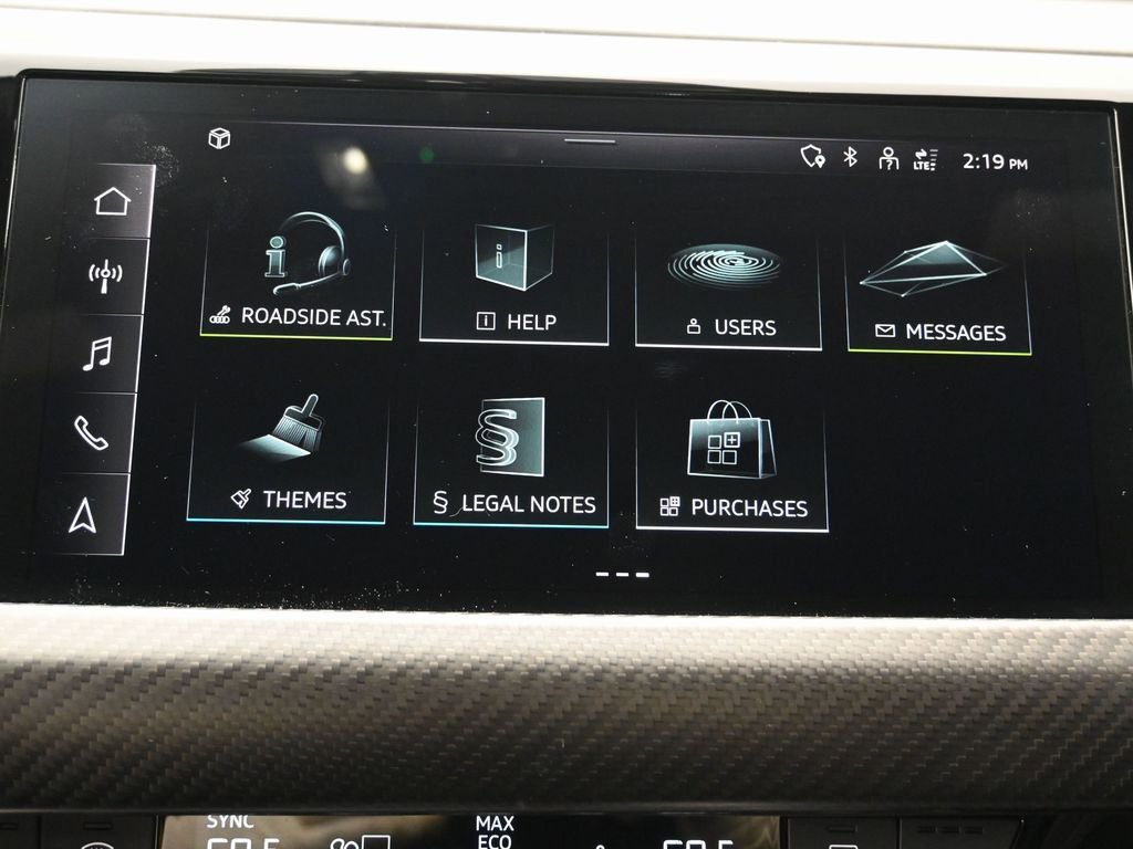 Used 2023 Audi RS e-tron GT w/ Carbon Performance Package image 23