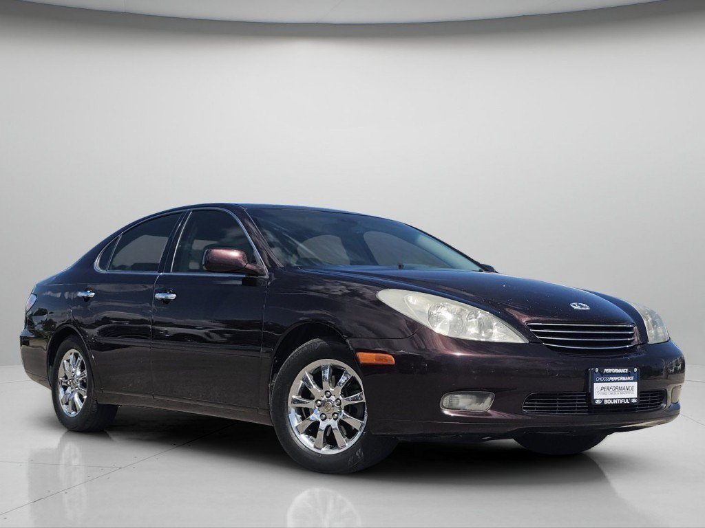 Used 2002 Lexus ES 330 w/ Premium Pkg FWD image 2