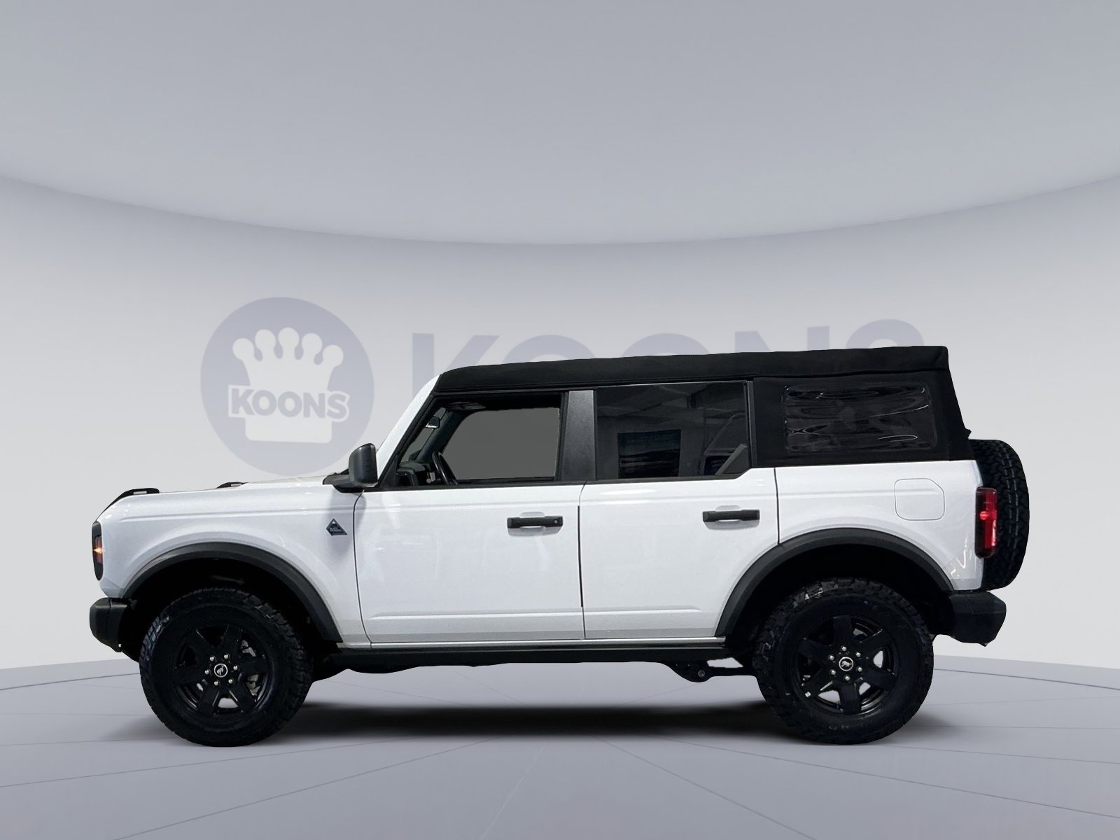 Used 2024 Ford Bronco Black Diamond image 13
