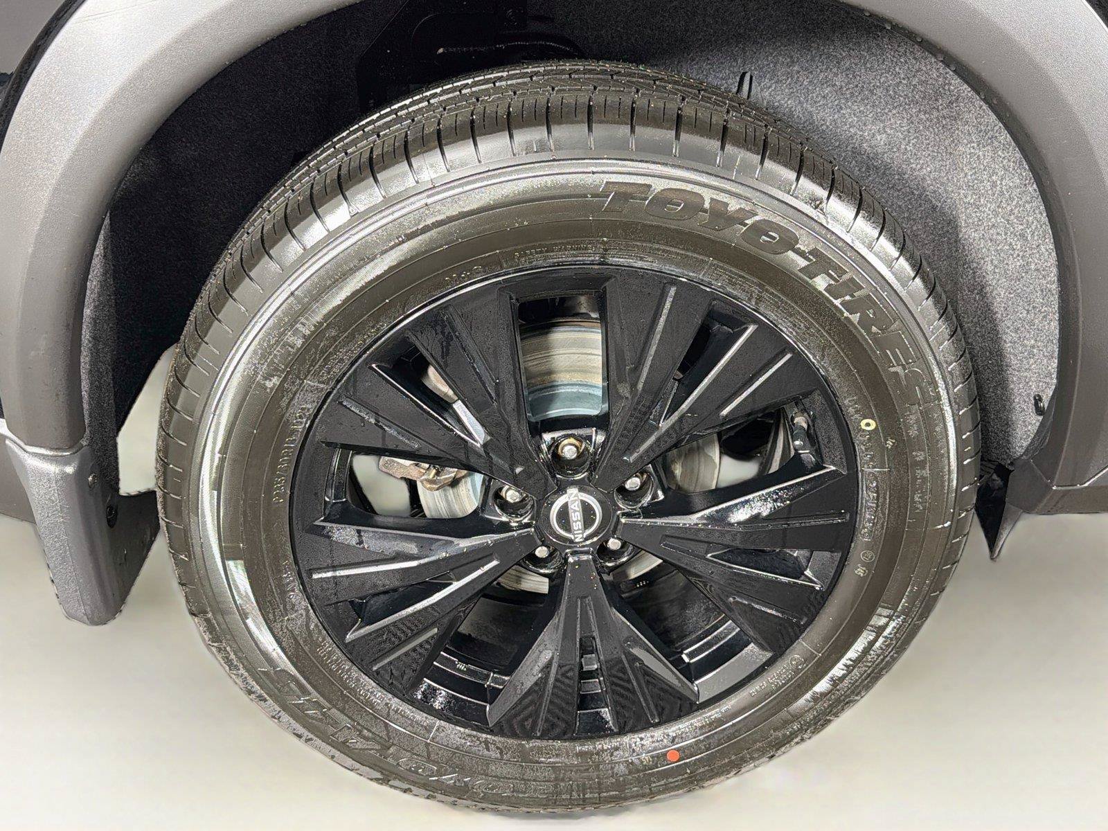 Used 2023 Nissan Rogue SV w/ SV Premium B Package AWD/4WD image 34