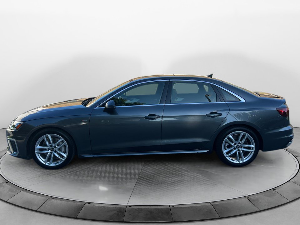 Used 2022 Audi A4 2.0T Premium Plus AWD/4WD image 4