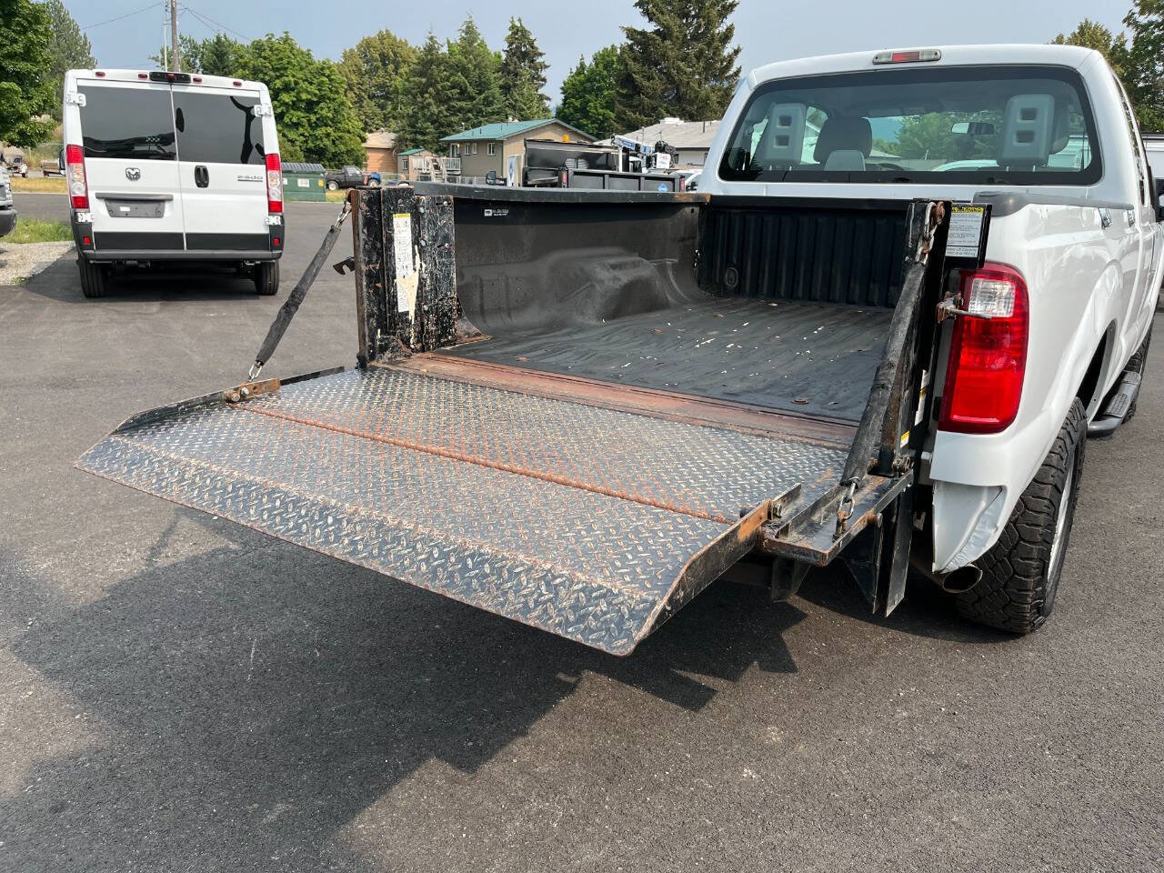 Used 2015 Ford F250 XL AWD/4WD image 22