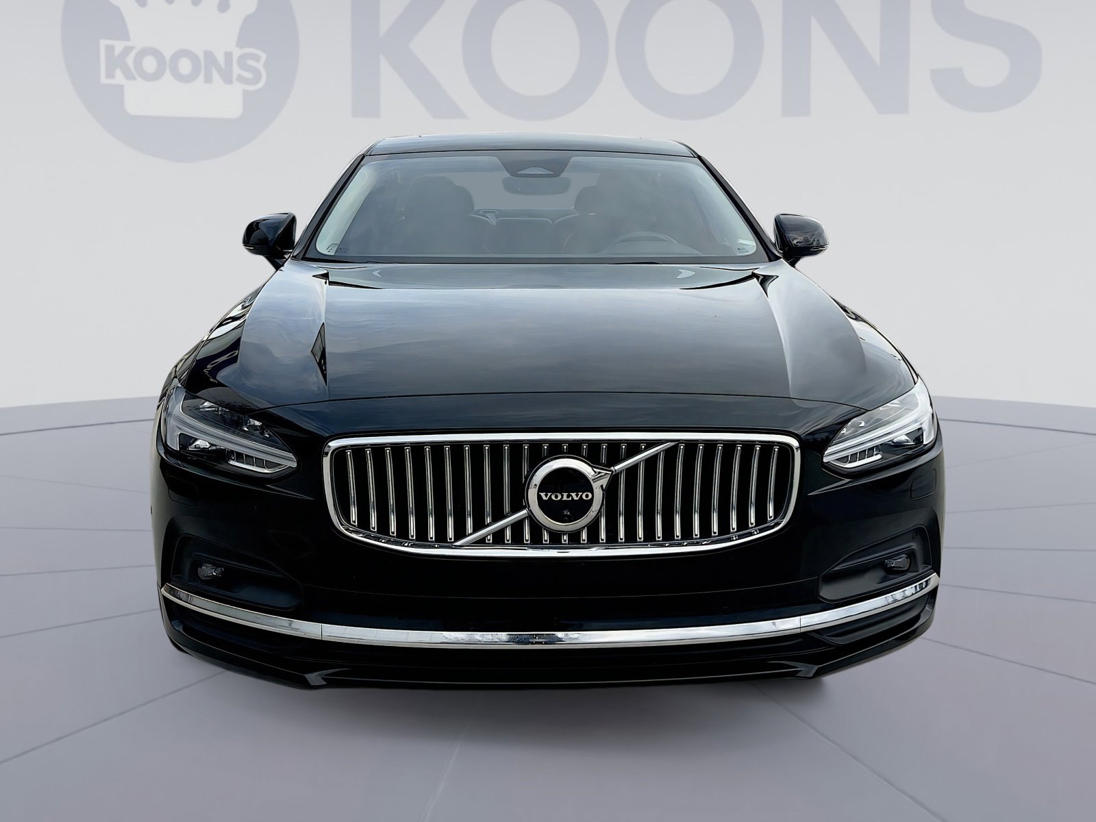 Used 2023 Volvo S90 B6 Plus image 11