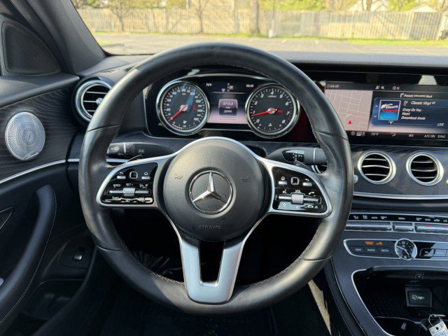 Certified 2019 Mercedes-Benz E 300 4MATIC image 10