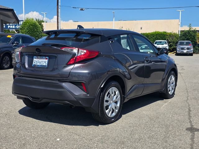 Used 2021 Toyota C-HR LE FWD image 4