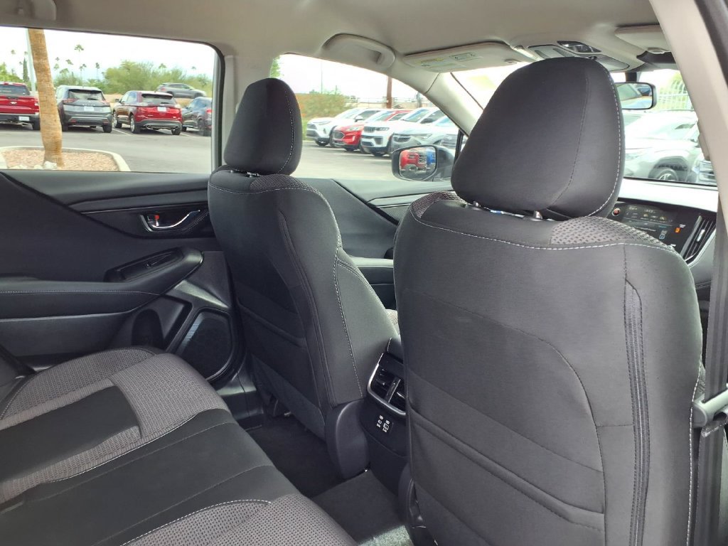 Used 2025 Subaru Outback Premium AWD/4WD image 20