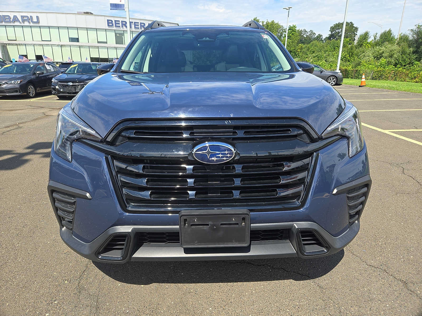 Used 2024 Subaru Ascent Onyx Edition AWD/4WD image 2