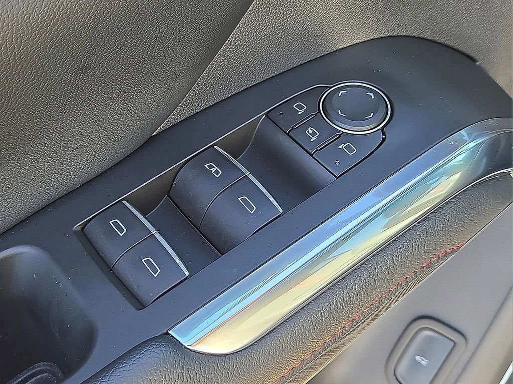 Used 2024 Chevrolet Traverse RS w/ LPO, Floor Liner Package image 24