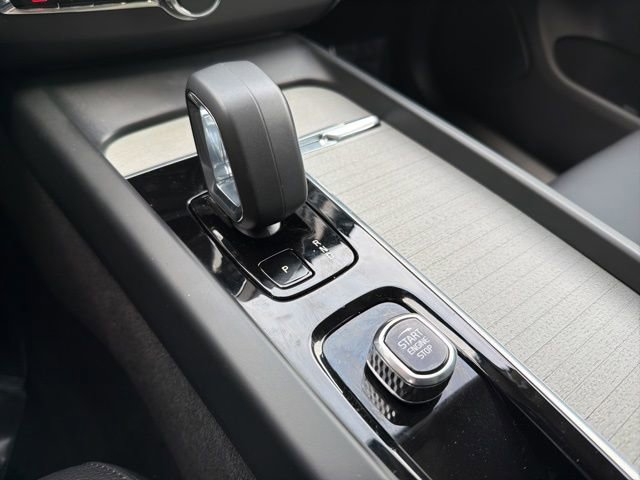 New 2025 Volvo XC60 T8 Plus w/ Protection Package Premier AWD/4WD image 20