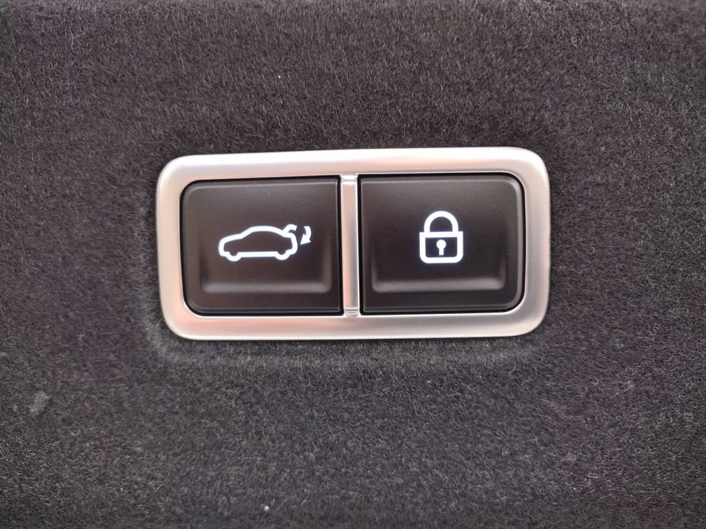 Certified 2025 Hyundai Ioniq 6 SEL image 16