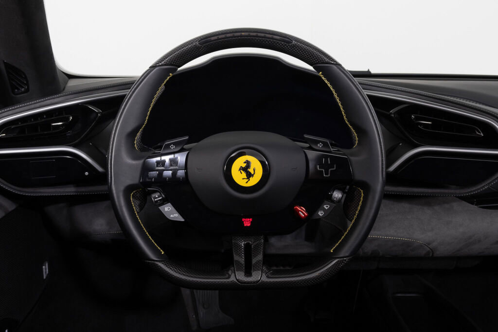 Used 2025 Ferrari 296 GTS image 30