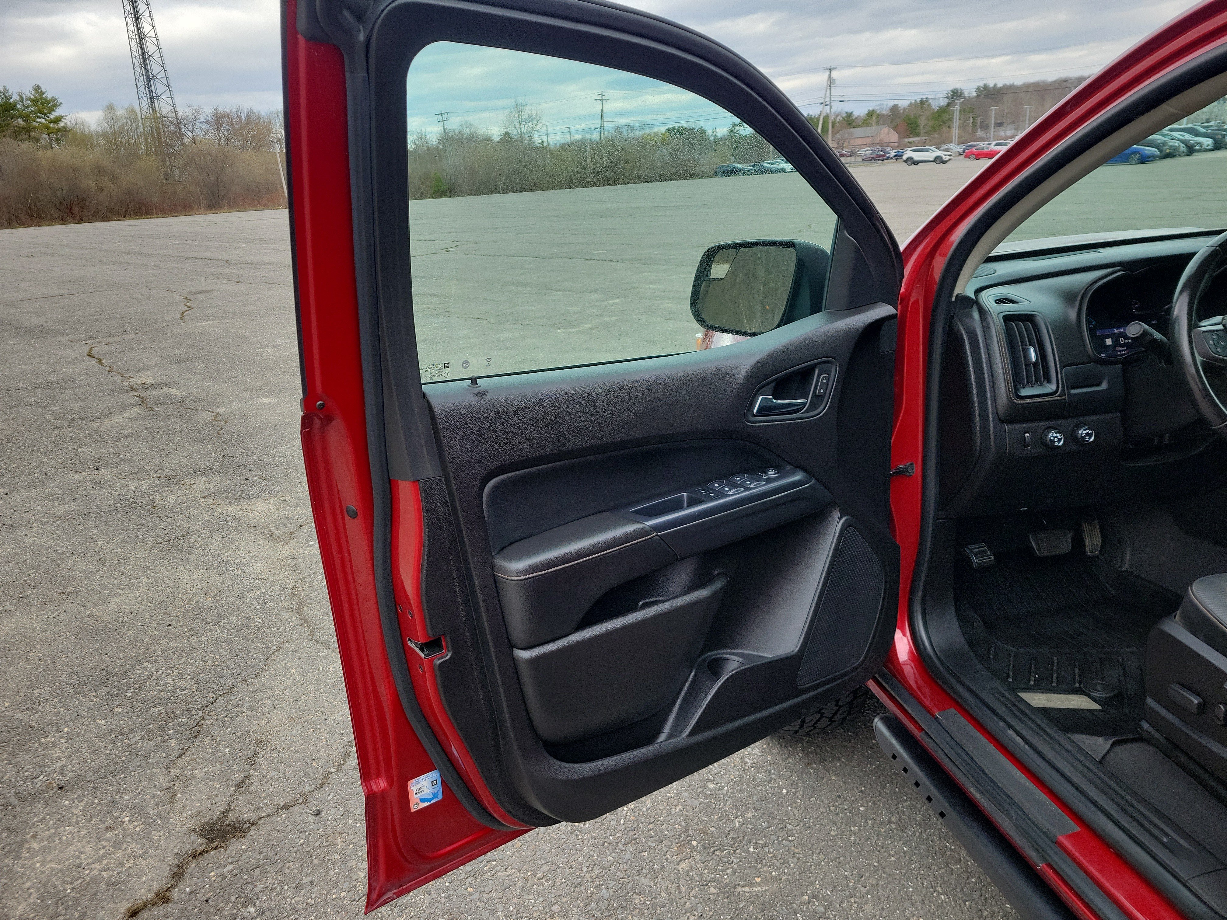 Used 2021 GMC Canyon AT4 w/ Trailering Package AWD/4WD image 15