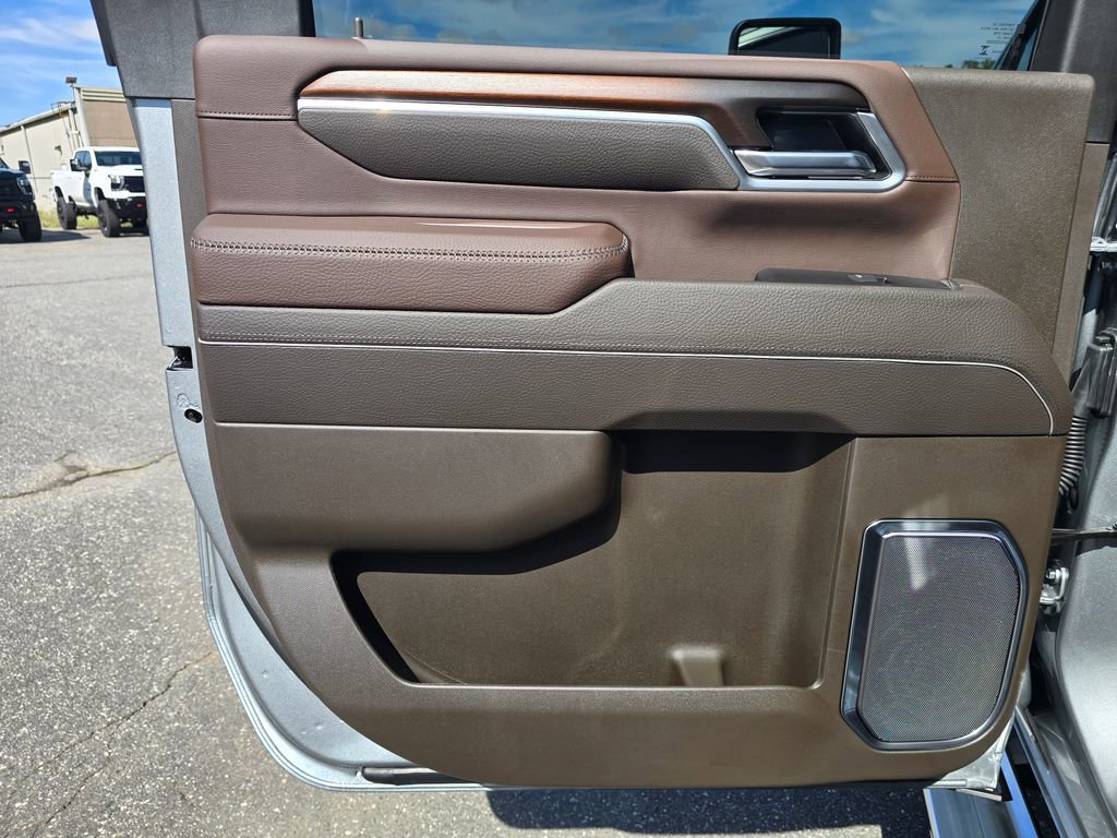 New 2026 GMC Sierra 2500 Denali w/ Denali Reserve Package image 37