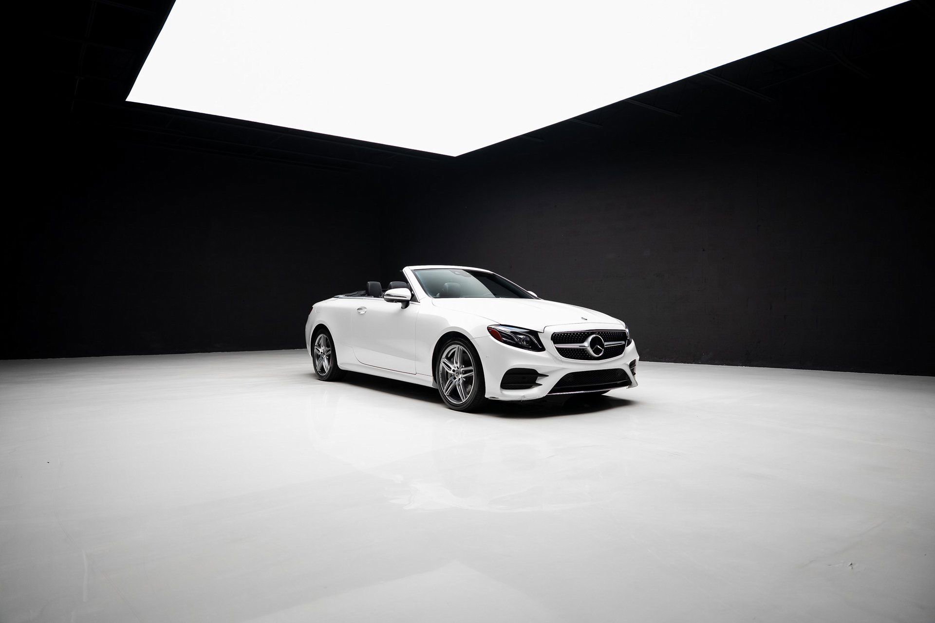 Used 2019 Mercedes-Benz E 450 4MATIC Cabriolet image 90