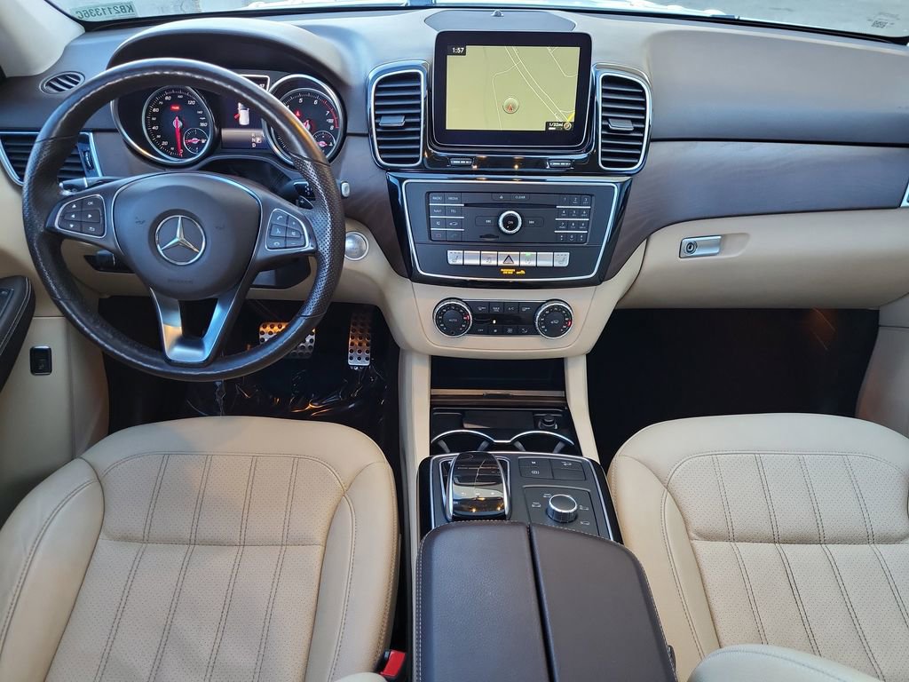 Used 2019 Mercedes-Benz GLE 400 4MATIC image 14