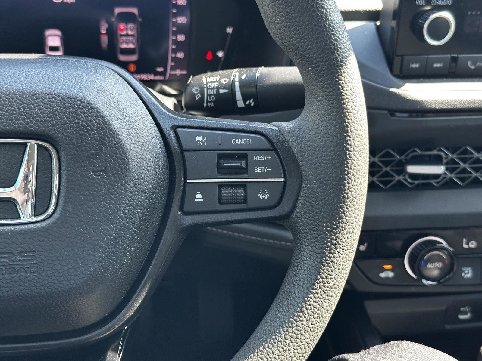 Certified 2023 Honda Accord EX image 11