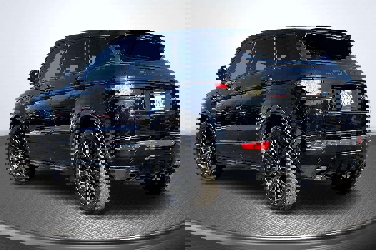 Used 2014 Land Rover Range Rover Evoque Dynamic image 2