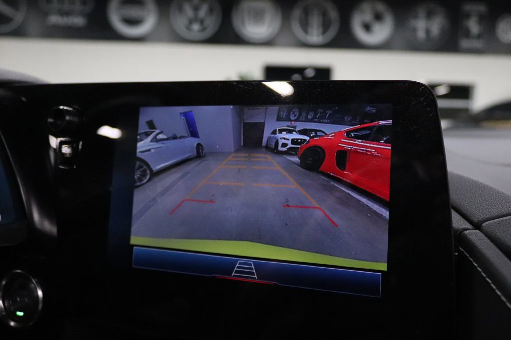 Used 2024 Chevrolet Corvette Stingray Convertible w/ Battery Protection Package image 27