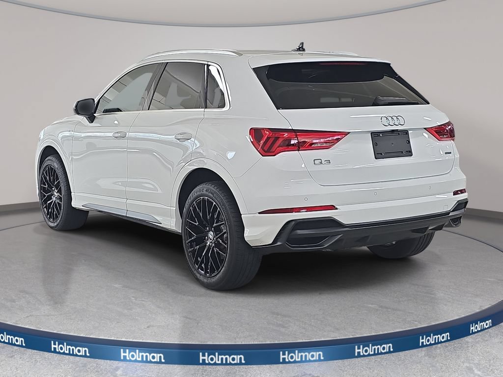 Used 2021 Audi Q3 2.0T Premium w/ Convenience Package AWD/4WD image 9