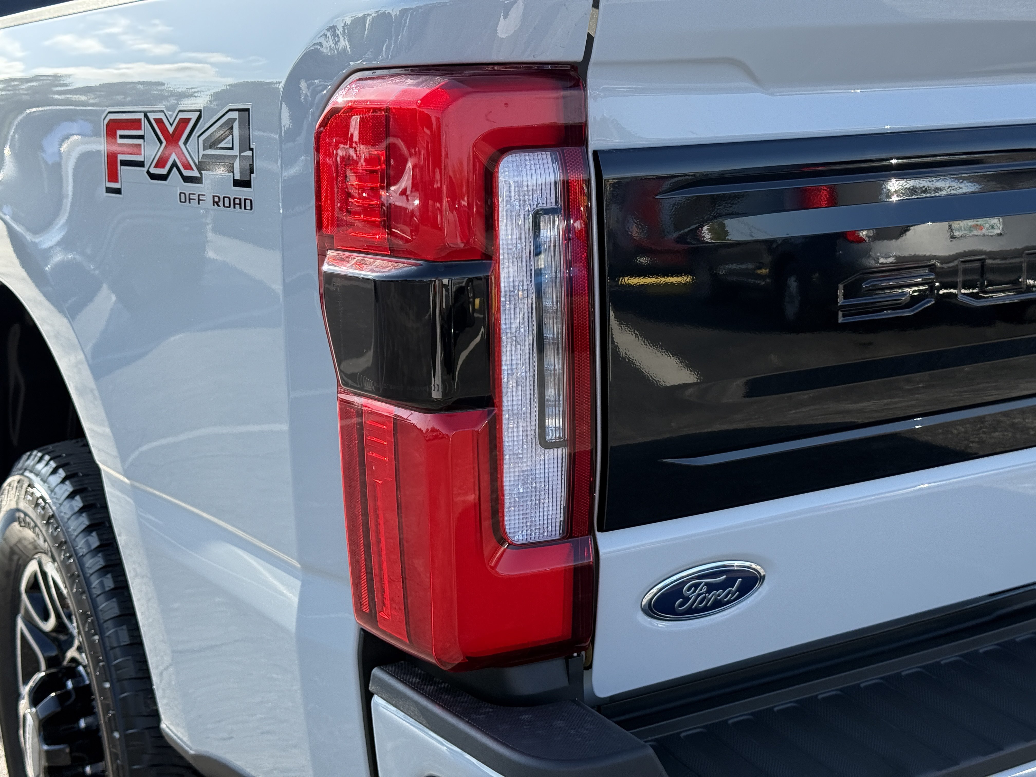 New 2026 Ford F250 Platinum AWD/4WD image 8