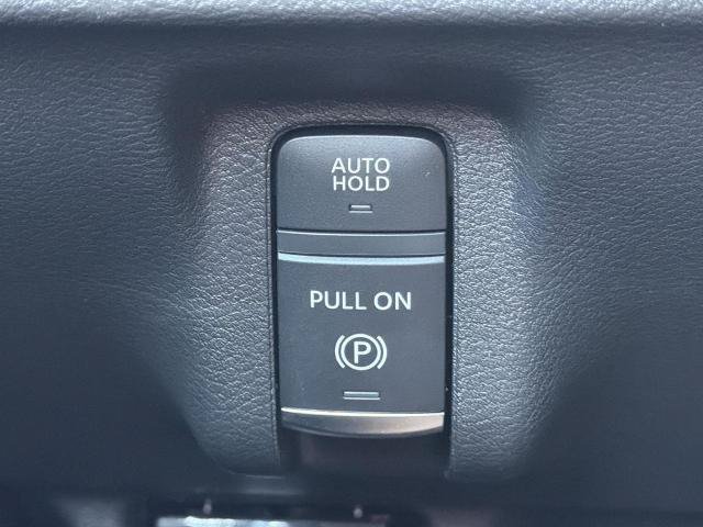 Certified 2025 Nissan Murano SV AWD/4WD image 16