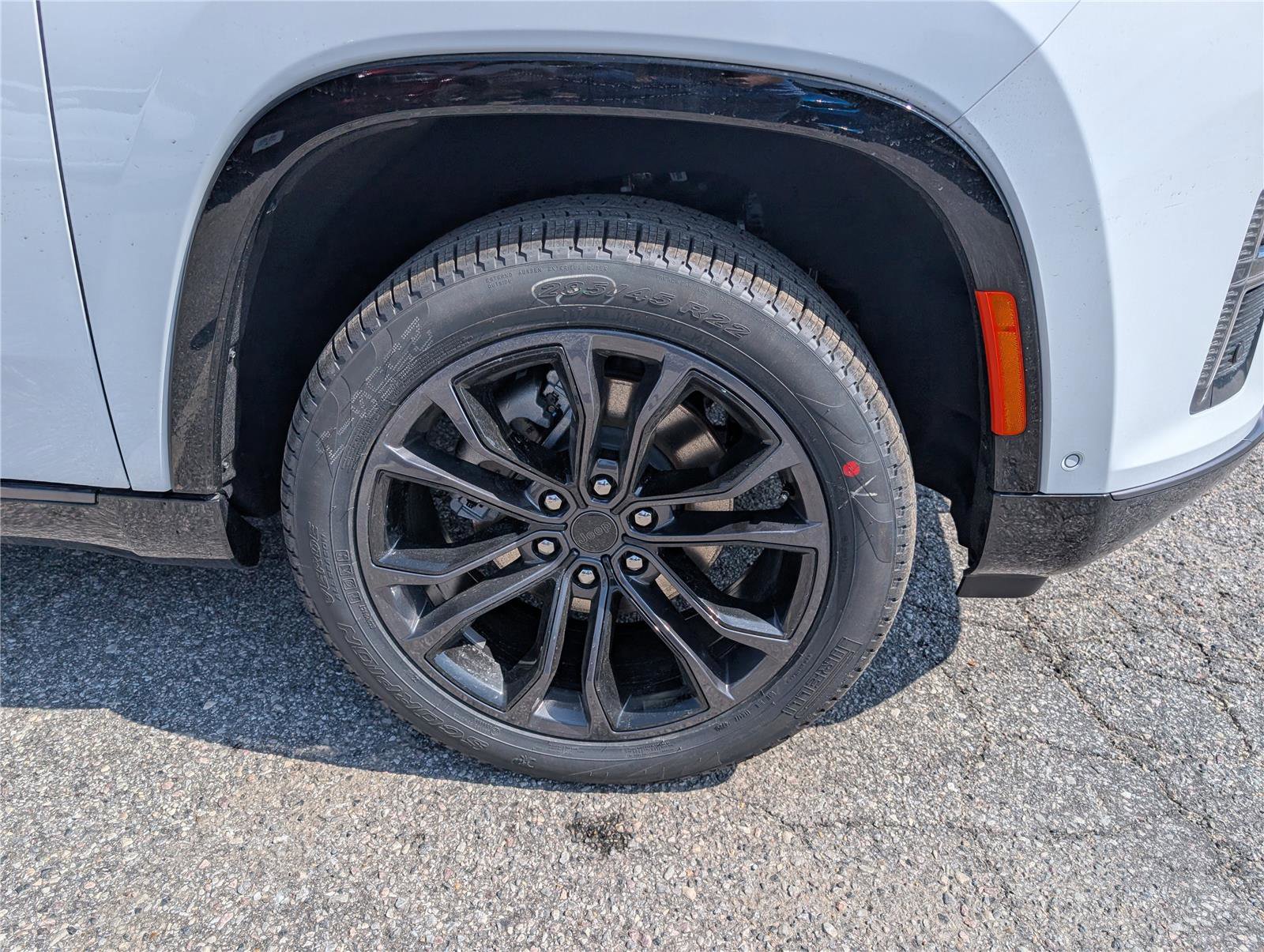 New 2026 Jeep Grand Wagoneer Summit image 5