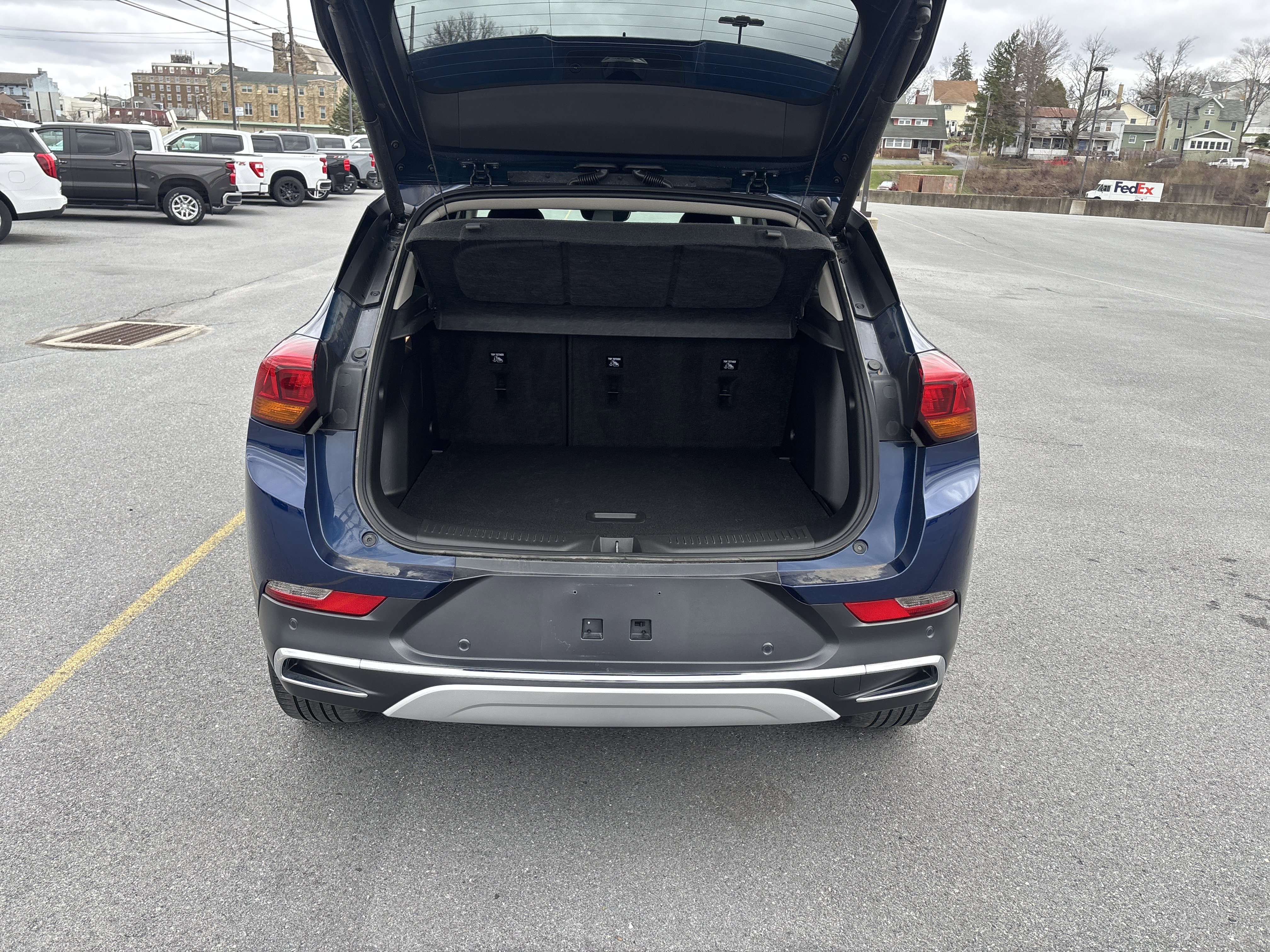 Used 2023 Buick Encore GX Essence w/ Advanced Technology Package image 5