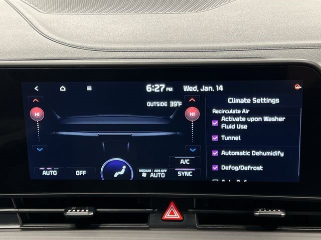 Used 2023 Kia Sportage EX image 15