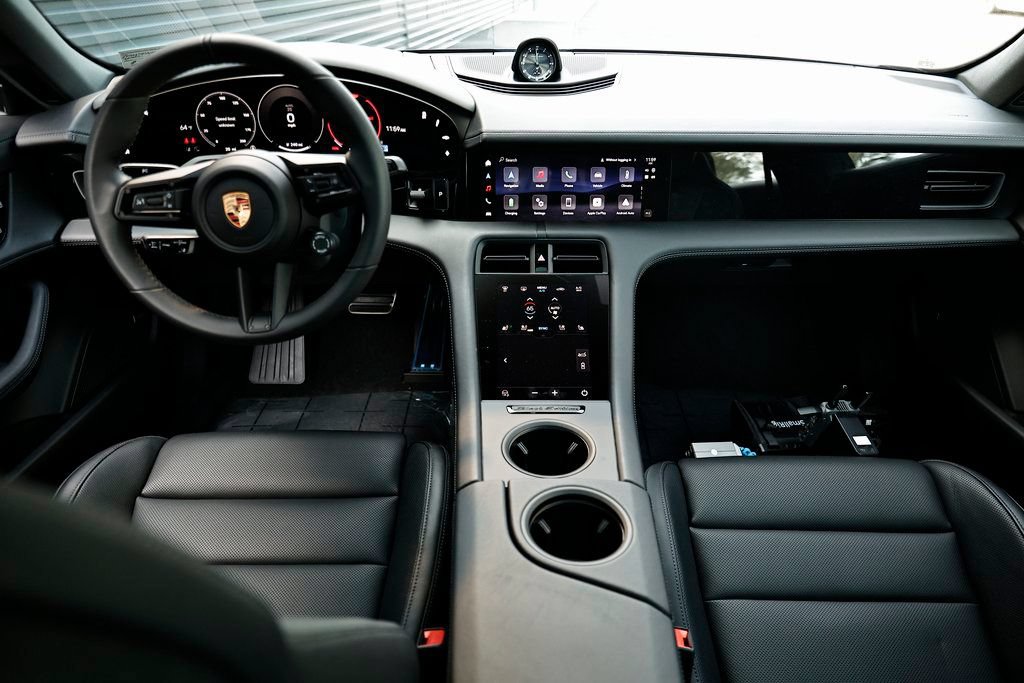 New 2026 Porsche Taycan AWD/4WD image 27